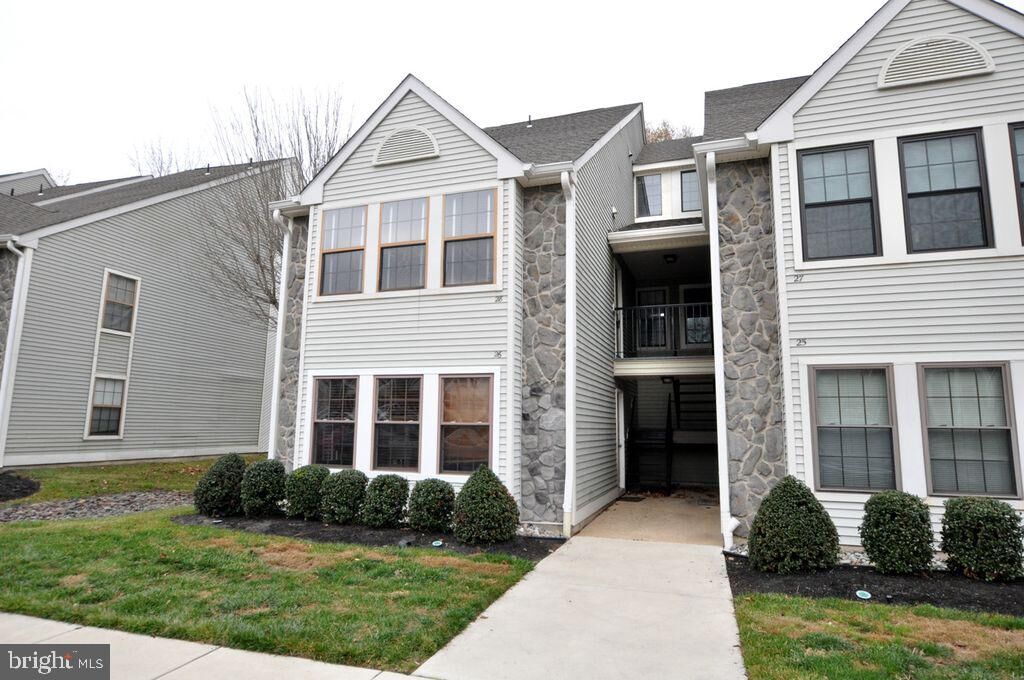 Property Photo:  28 Bridgewater Drive  NJ 08053 