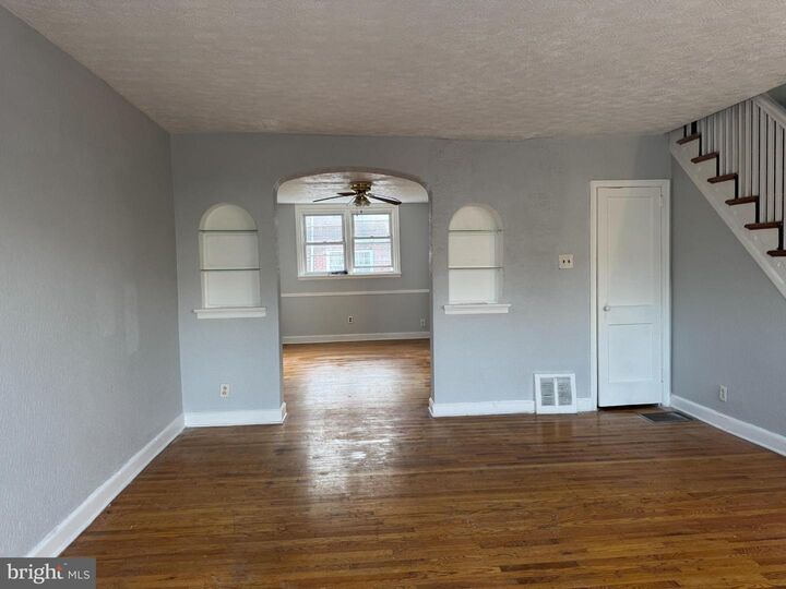 Property Photo:  1346 Unruh Avenue  PA 19111 