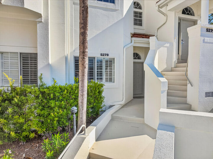 Property Photo:  5278 Tivoli Way 5278  FL 32550 