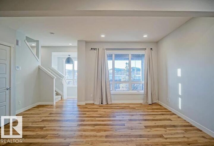 Property Photo:  75 Greenfield Link  AB T8L 0Y1 