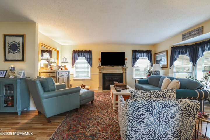 Property Photo:  13 Sequoia Court  NJ 08005 