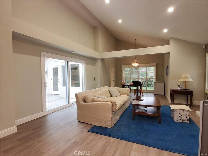 Property Photo:  2 Cedarlake 8  CA 92614 