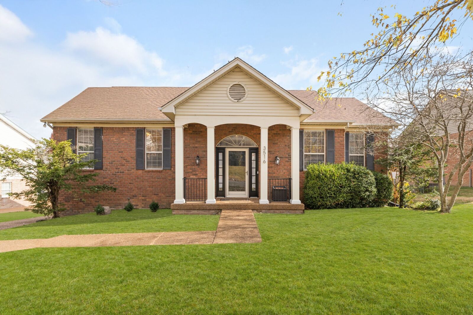 Property Photo:  3516 Thornehill Dr  TN 37013 