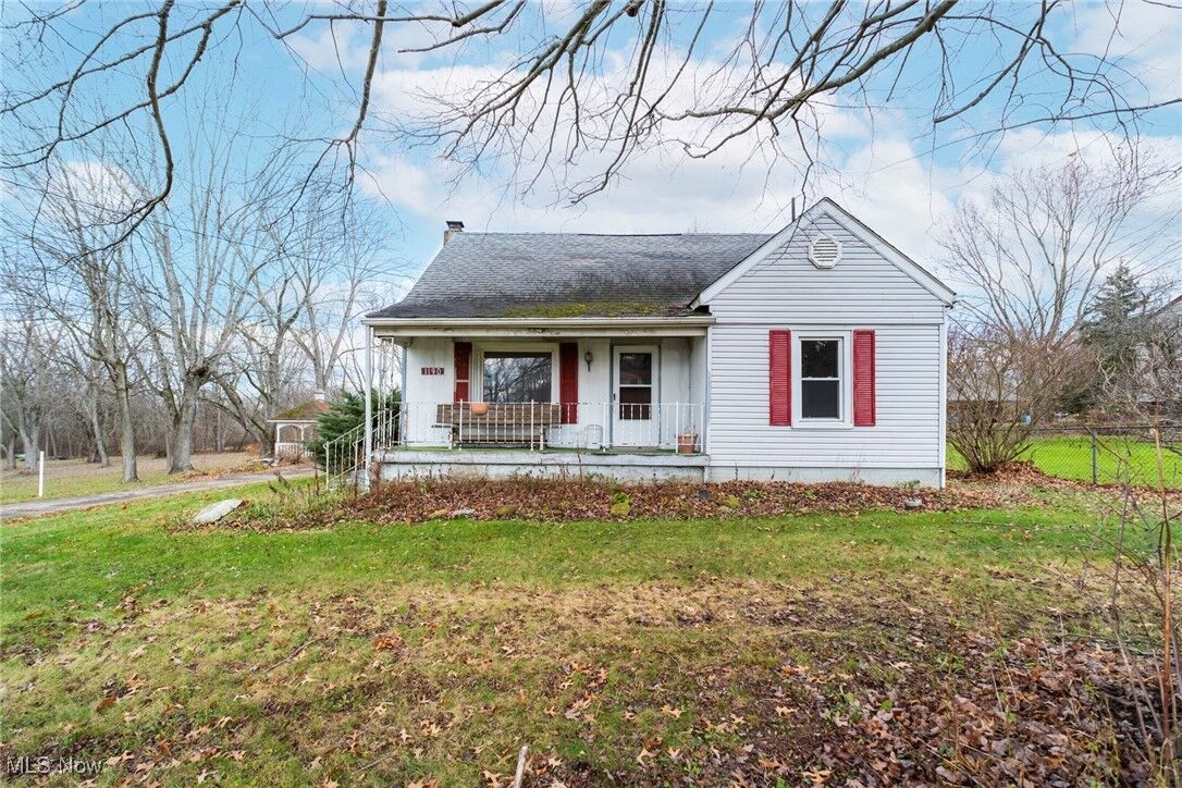 Property Photo:  1190 Calla Road W  OH 44514 