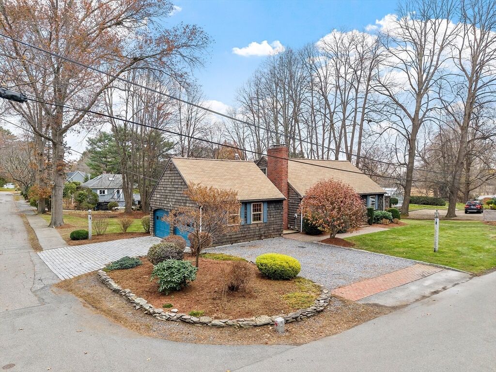 Property Photo:  14 Ocean St  MA 01944 