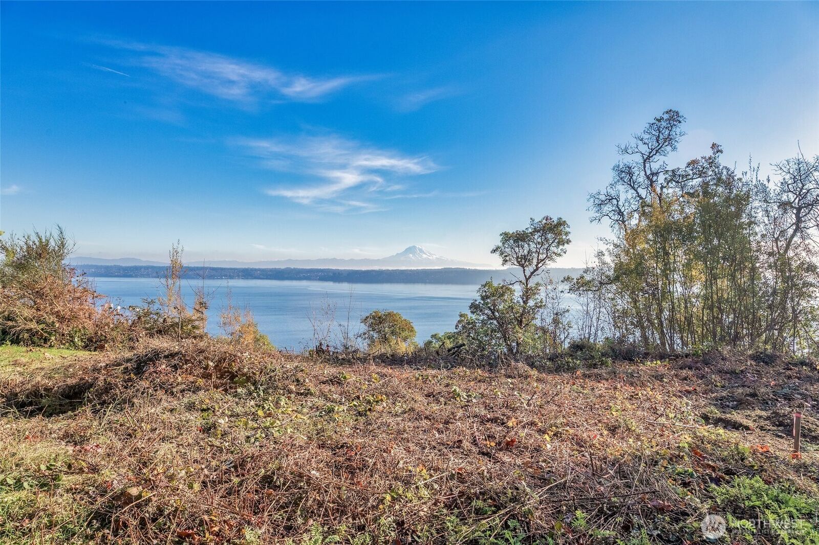 Property Photo: 27430 90th Avenue SW WA 98070