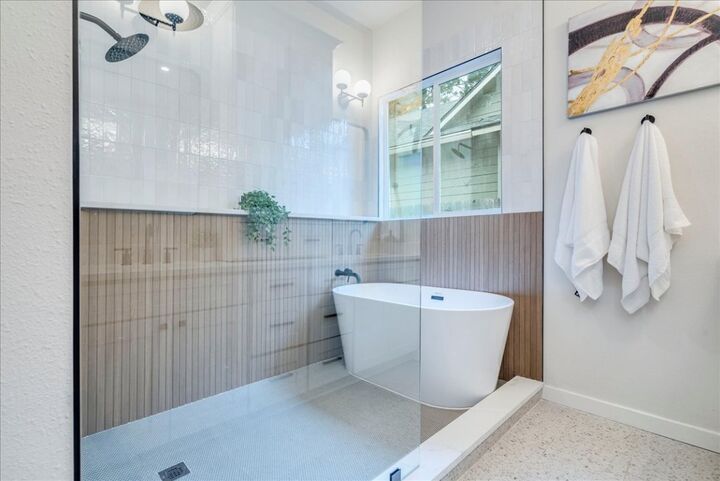 Property Photo: 8308 Foxhound Trail TX 78729