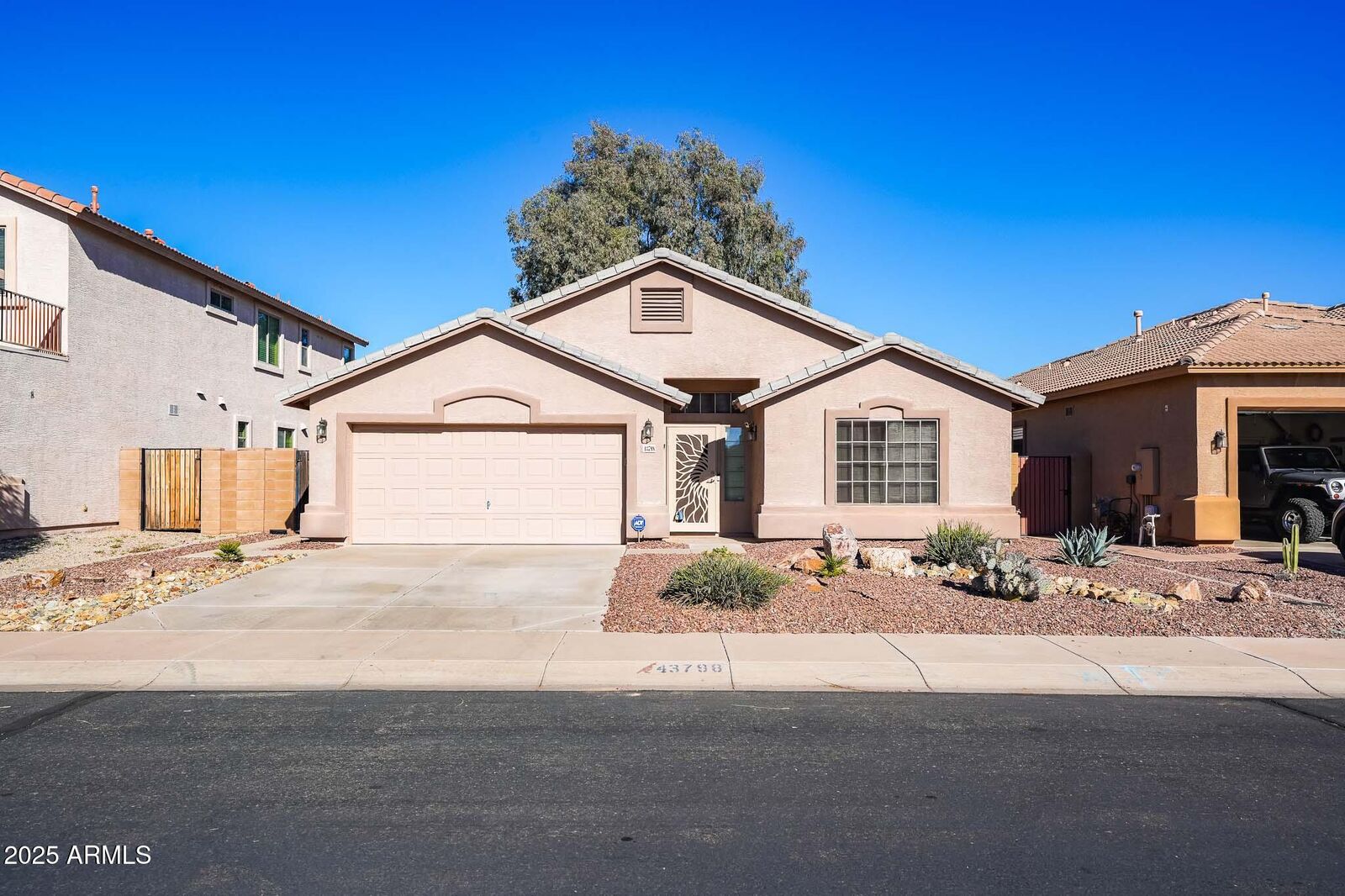 Property Photo:  43798 W Kramer Lane  AZ 85138 