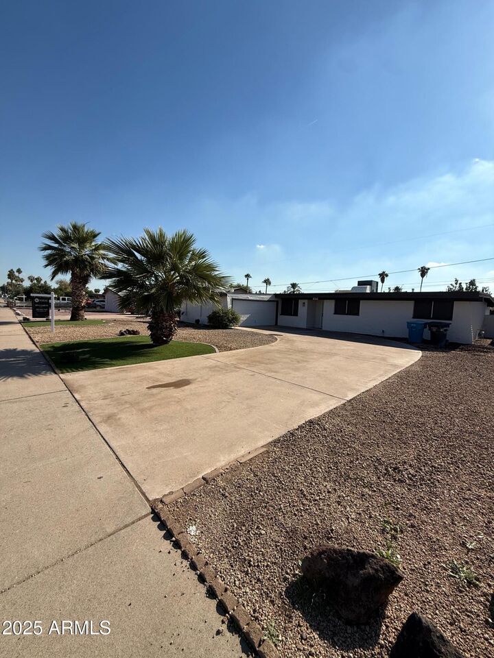Property Photo:  3619 W Griswold Road  AZ 85051 
