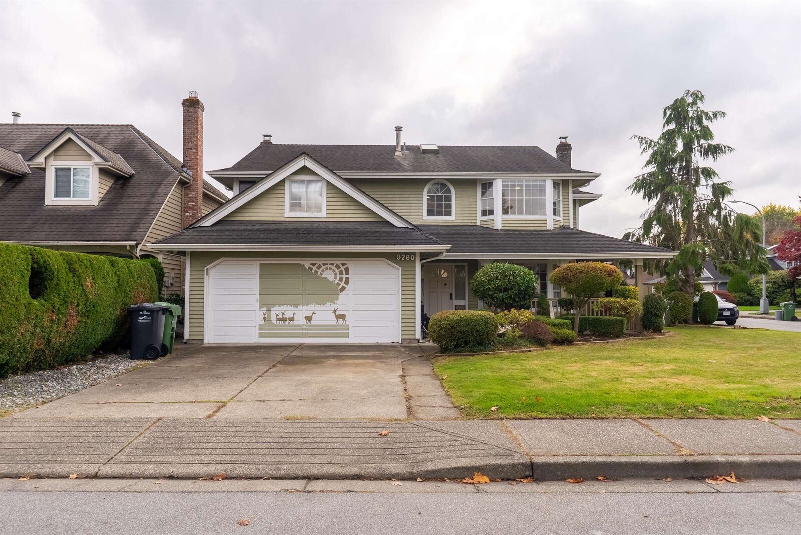 Property Photo:  9760 Dayton Avenue  BC V6Y 3E8 