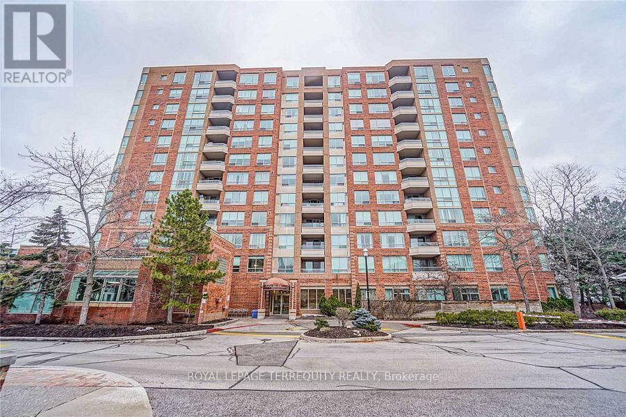 Property Photo: 850 Steeles Avenue West 302 ON L4J 8E7