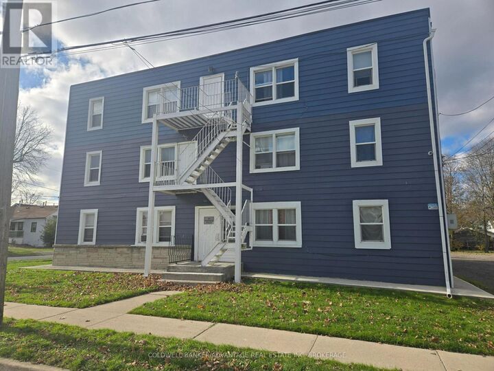 Photo de la propriété:  25 Forsythe Street 12  ON L2A 1X1 