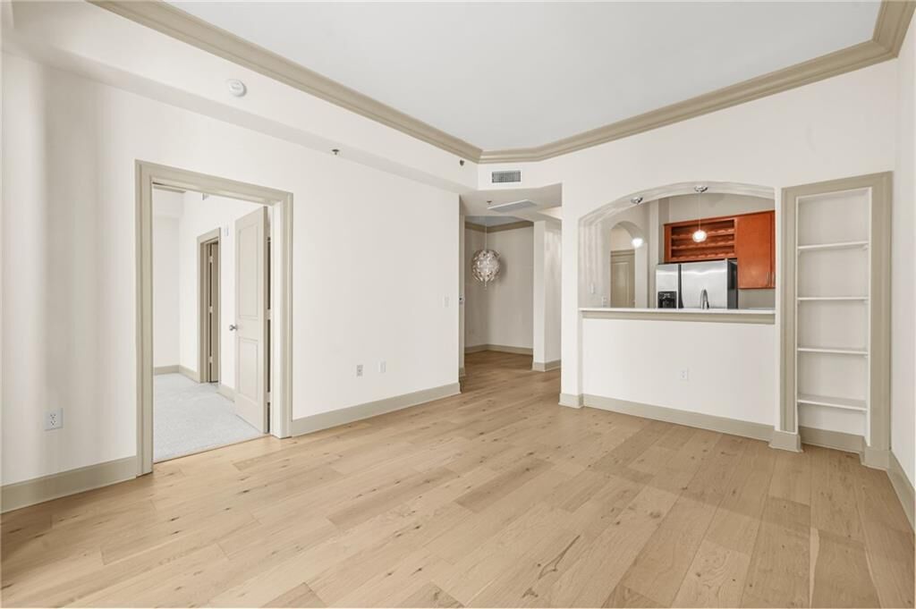 Property Photo:  3445 Stratford Road NE 305  GA 30326 