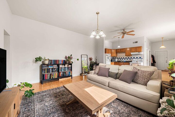 Property Photo: 525 Franklin Street 3 IN 46360