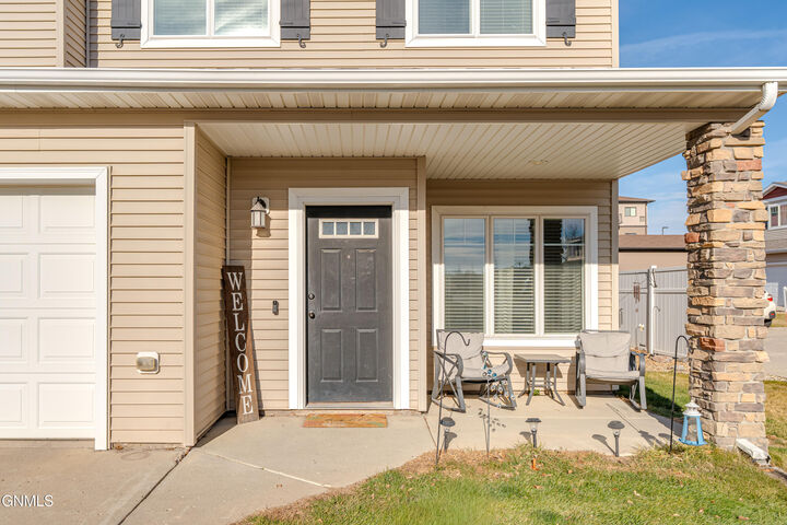 Property Photo: 1149 Santa Fe Avenue ND 58504