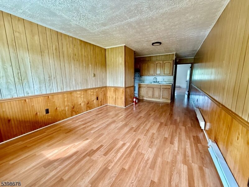 Property Photo:  254 Clove Rd H  NJ 07827 