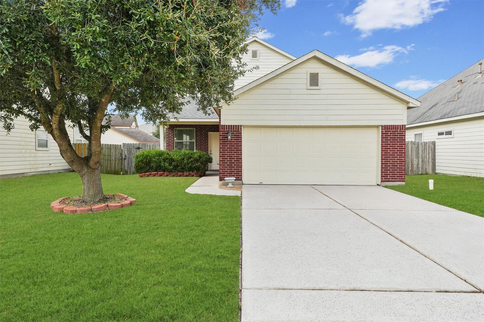 Property Photo: 15019 Silhouette Ridge Drive TX 77396