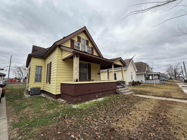 Property Photo:  2013 N 2nd Street  IN 47591 