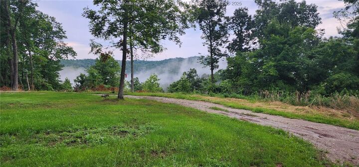 Property Photo:  91 Hawk Ridge Road  WV 25082 