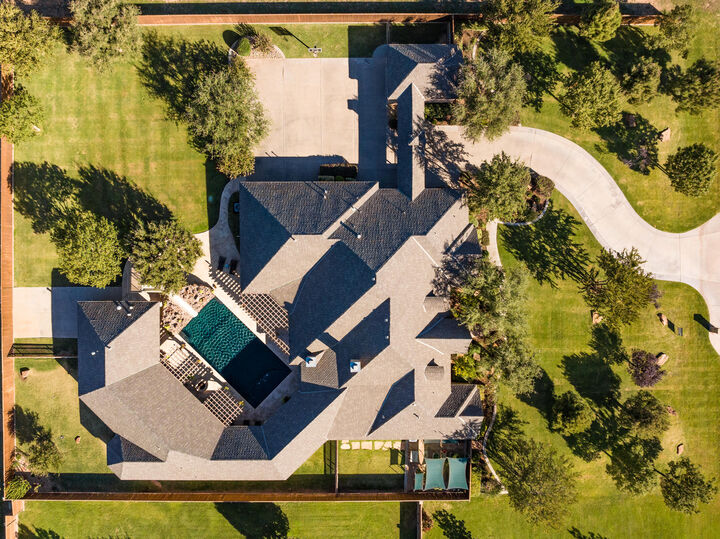 Property Photo: 15606 Evanston Avenue TX 79424