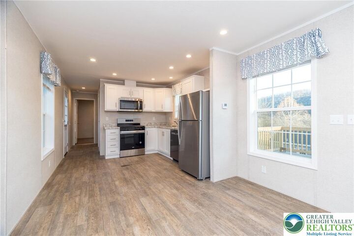 Property Photo:  465 Royal Manor Road Lot 3  PA 18042 