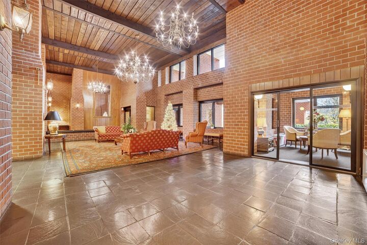 Property Photo: 16 Rockledge Avenue 5L-2 NY 10562