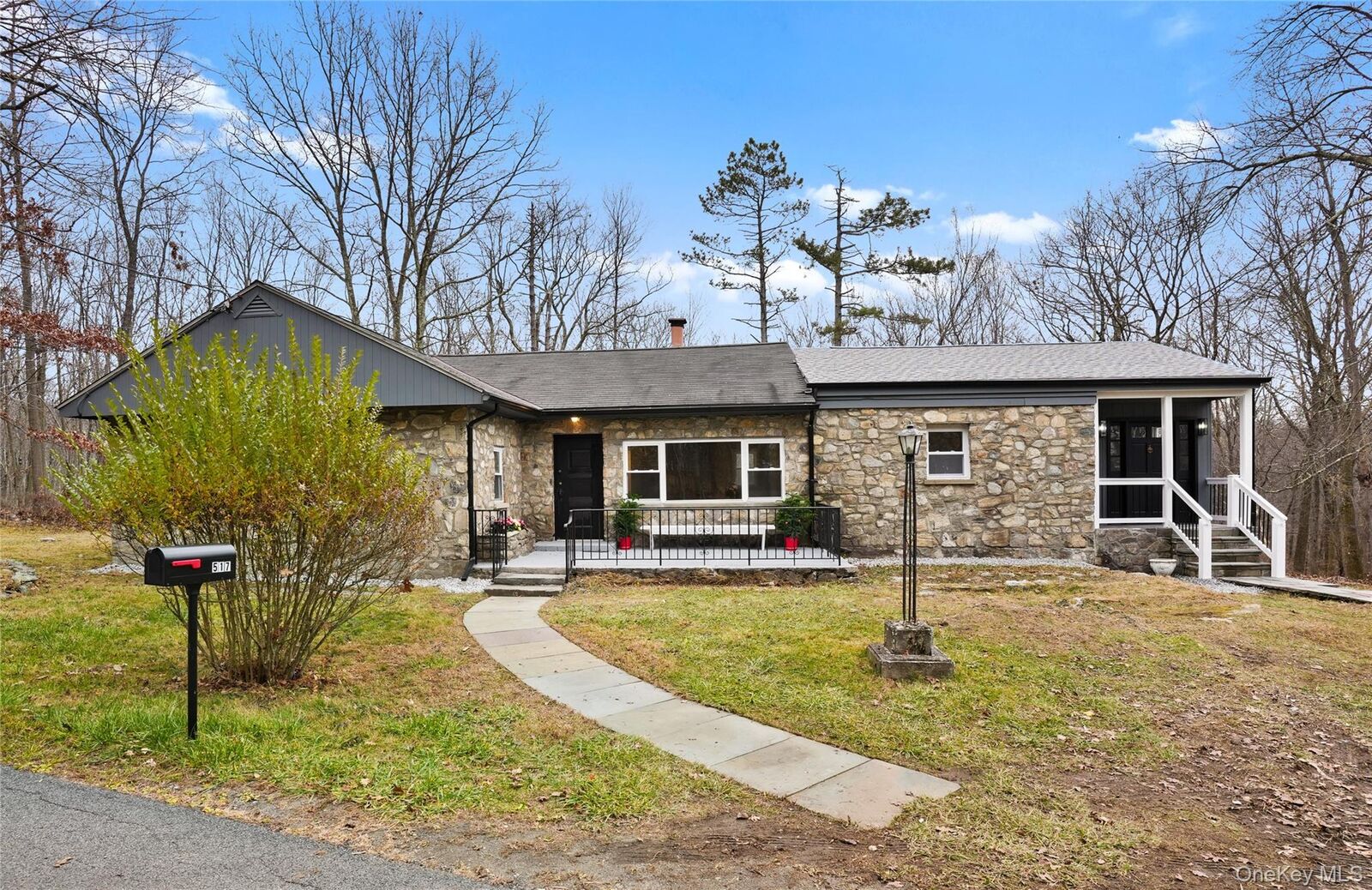 Property Photo:  517 E Mountain Road N 515-517  NY 10516 