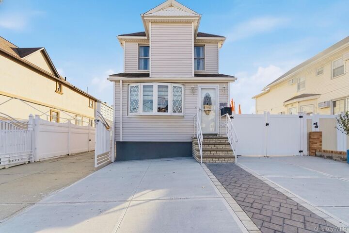 13724 133rd Avenue  Jamaica NY 11436 photo