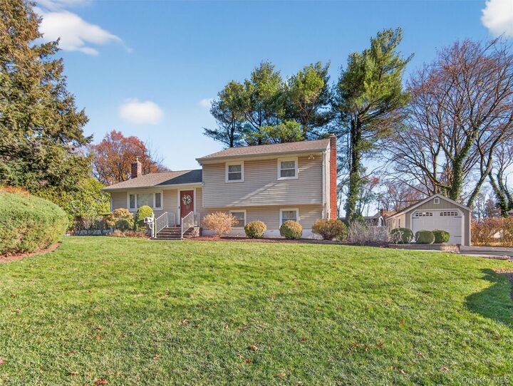 Property Photo:  68 Eberling Drive  NY 10956 