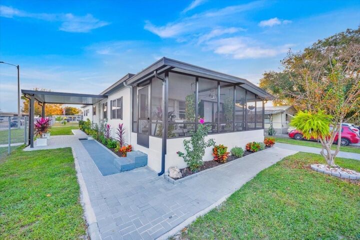 Property Photo:  24 Flamingo Boulevard  FL 33880 