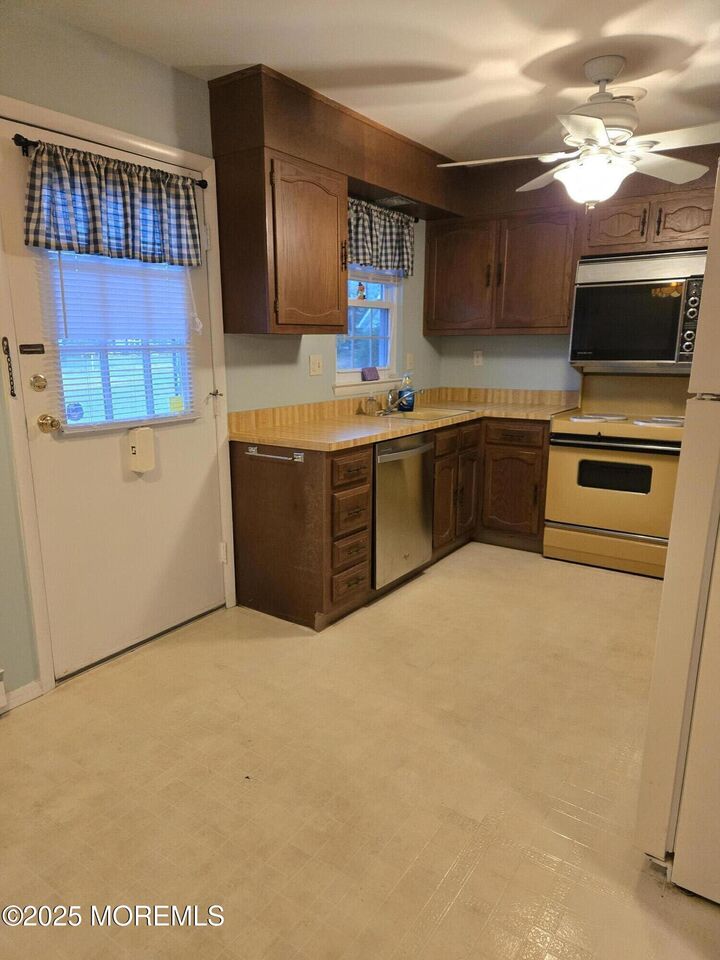 Property Photo:  37B Cambridge Circle  NJ 08759 