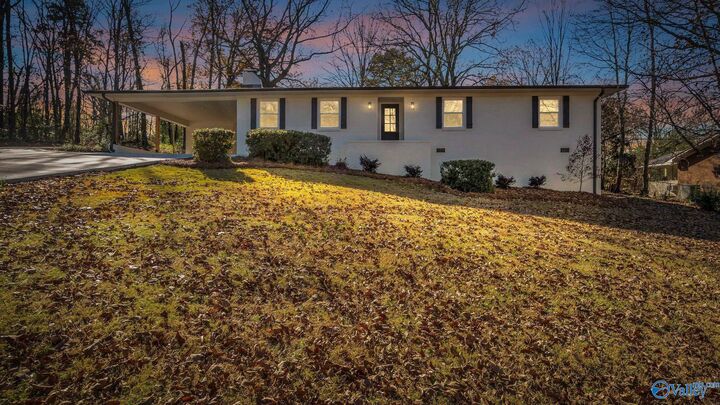 Property Photo:  212 Nottingham Drive  AL 35904 