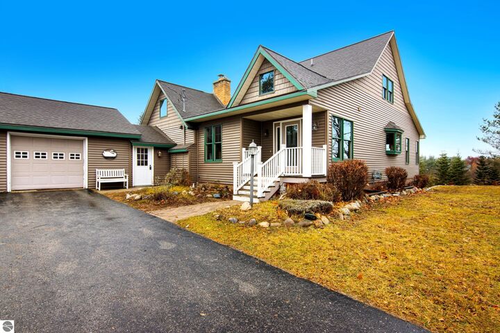 211 N Beech Street  Bellaire MI 49615 photo