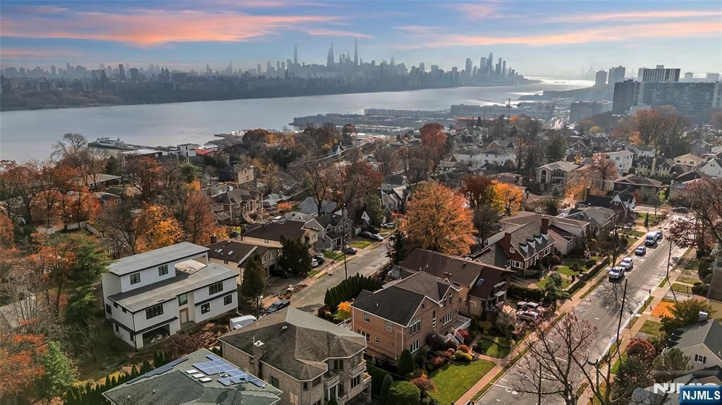 Property Photo:  534 Brandon Place  NJ 07010 