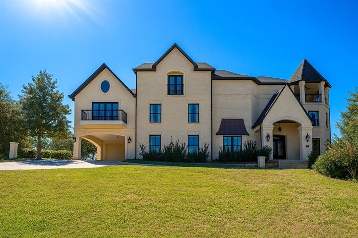 2422 Creekwood Drive  Cedar Hill TX 75104 photo