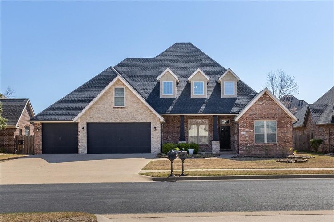 Property Photo: 503 Fullerton Street AR 72712