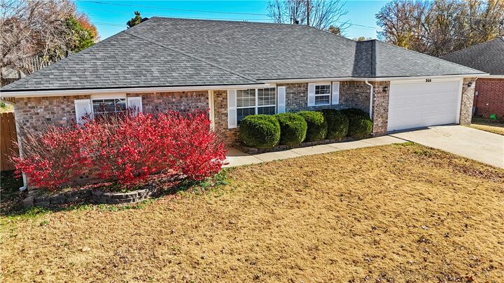 Property Photo: 521 Prairie Street AR 72745