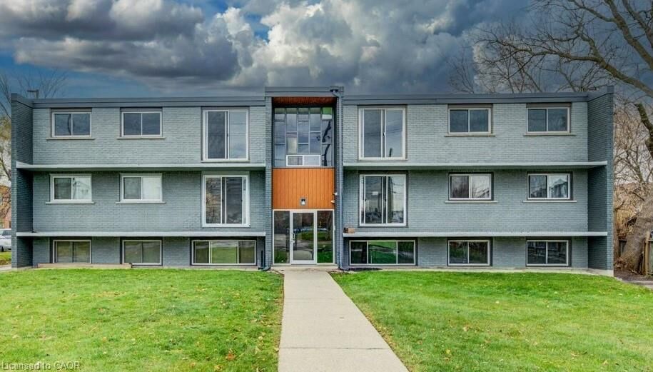 Property Photo: 82 Elgin Street S 3 ON N1R 5G5