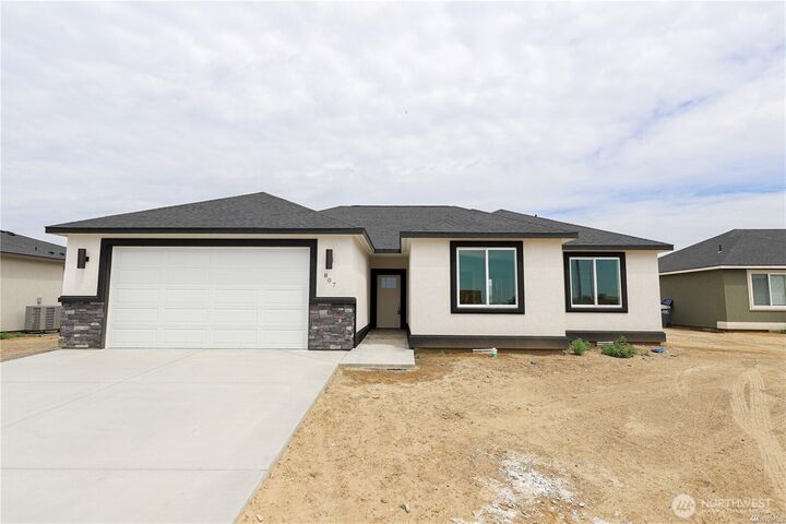 Property Photo:  704  N Street NE  WA 98848 