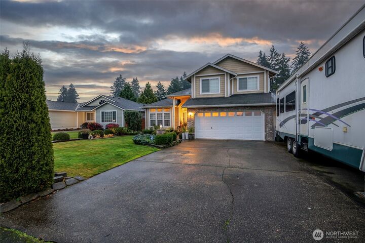 Property Photo: 14527 24th Avenue E WA 98445