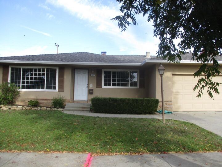 757 Gary Street  Gilroy CA 95020 photo