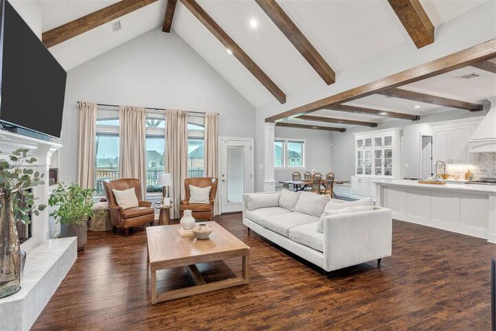 Property Photo:  3688 E Cabella Drive E  LA 70665 