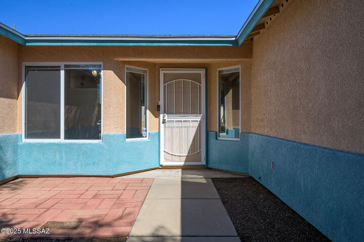 Property Photo:  10235 E Rainbow Meadow Drive  AZ 85747 