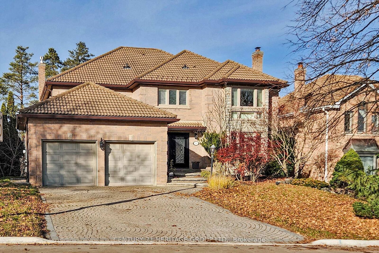 Property Photo:  136 Cranberry Lane  ON L4G 5Z3 