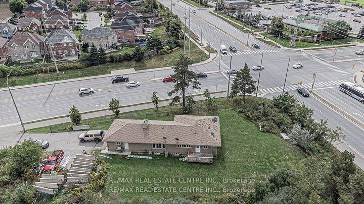 3024 Countryside Drive — photo 1
