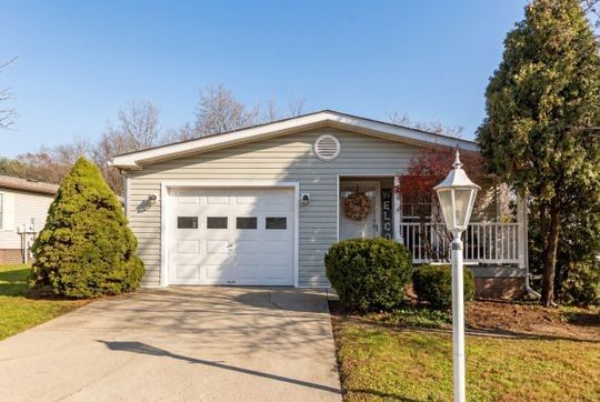Property Photo:  249 Rock Lake Dr.  PA 16063 