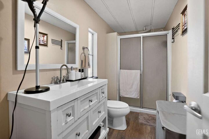 Property Photo:  5304 Silver Creek Road  CA 93313 