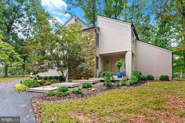 Property Photo:  11006 Valley Heights Drive  MD 21117 