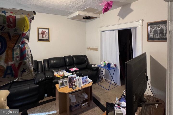 Property Photo:  518 Richwood Avenue  MD 21212 