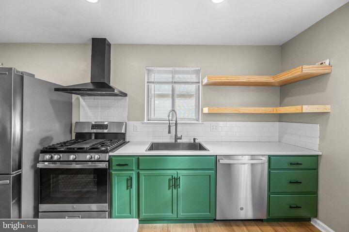 Property Photo:  205 W Rodgers Street  PA 19078 